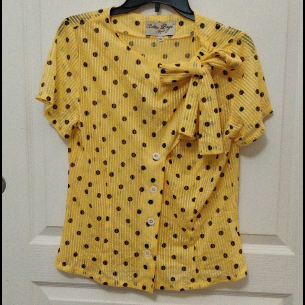Betty Page yellow Polka Dot top
